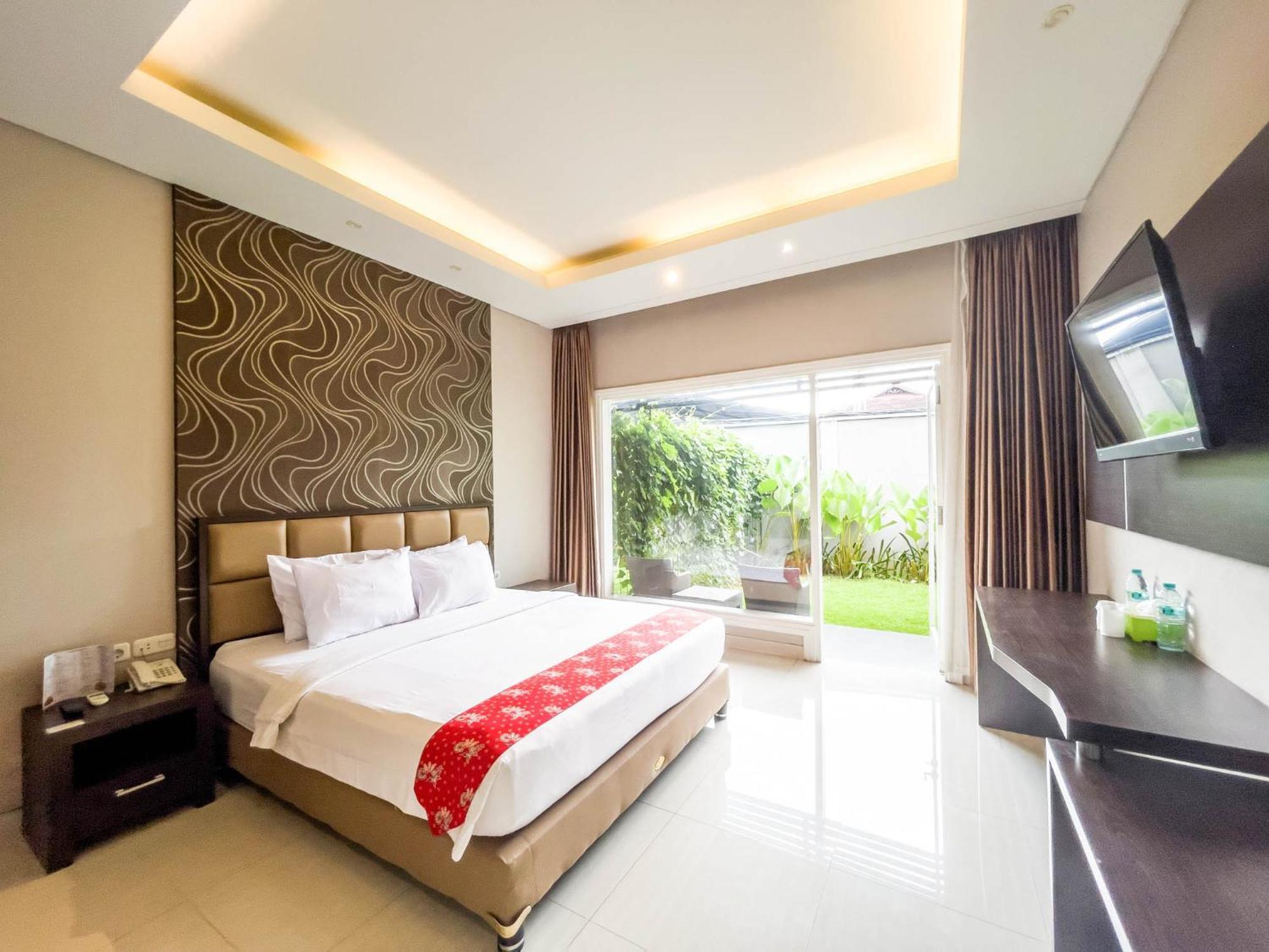 โรงแรม นิว เซอร์ยา บันยูวังงี ภายนอก รูปภาพ