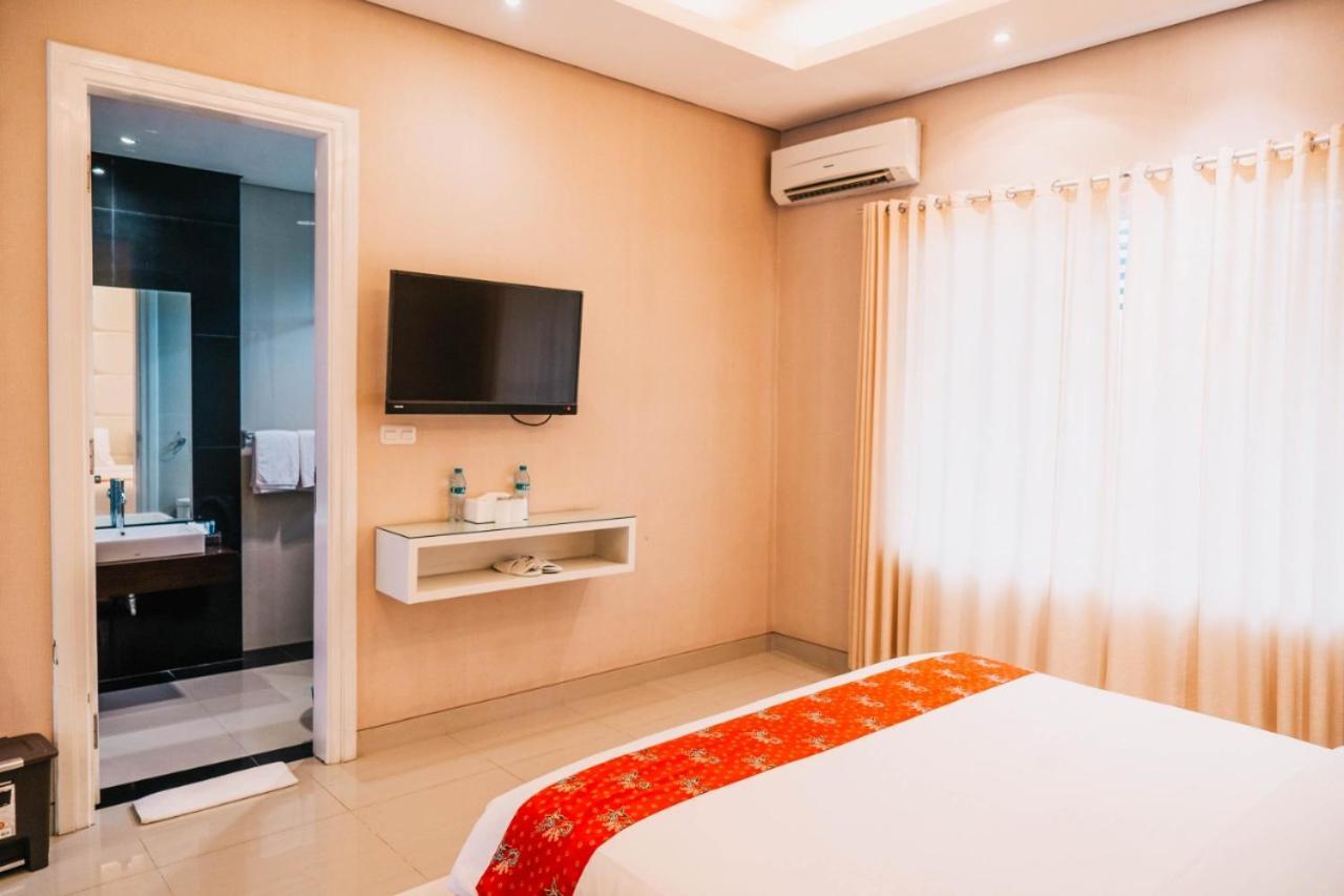 โรงแรม นิว เซอร์ยา บันยูวังงี ภายนอก รูปภาพ