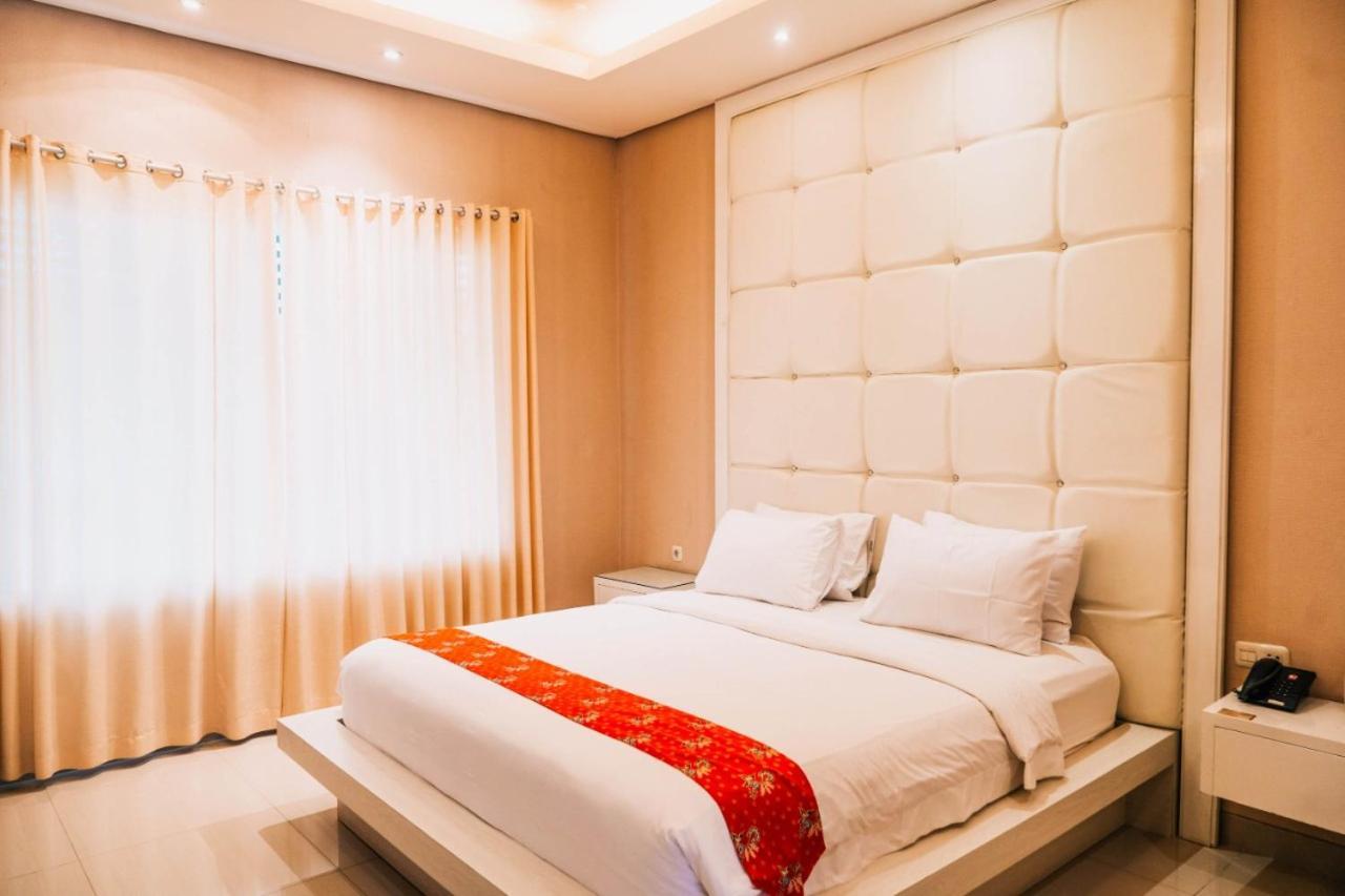 โรงแรม นิว เซอร์ยา บันยูวังงี ภายนอก รูปภาพ