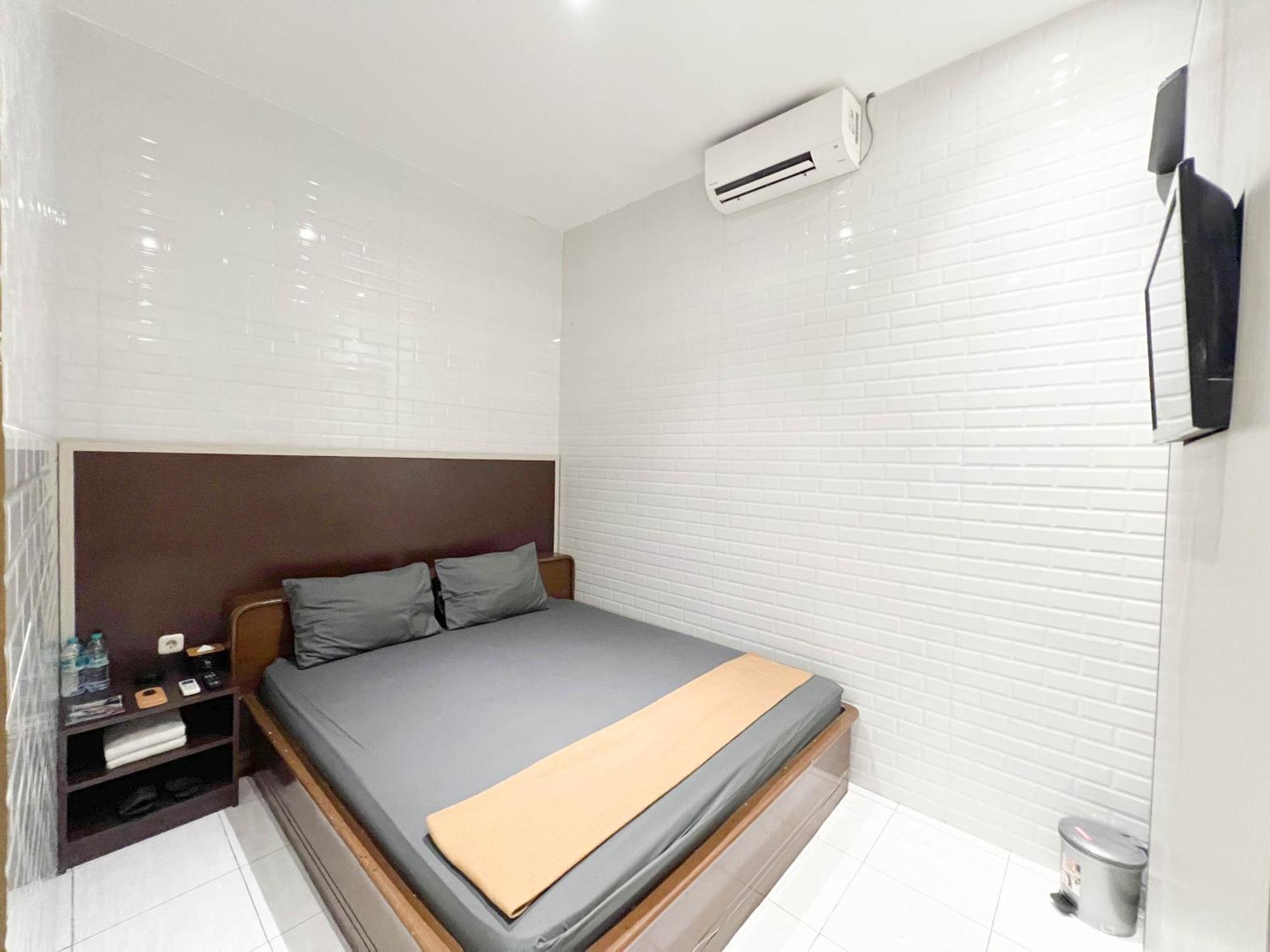 โรงแรม นิว เซอร์ยา บันยูวังงี ภายนอก รูปภาพ